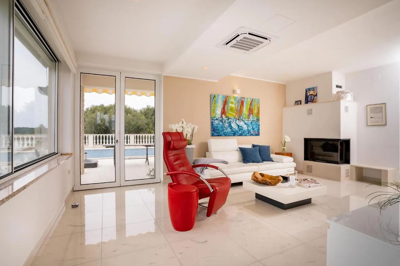 Ocean Rab Apartment Palit