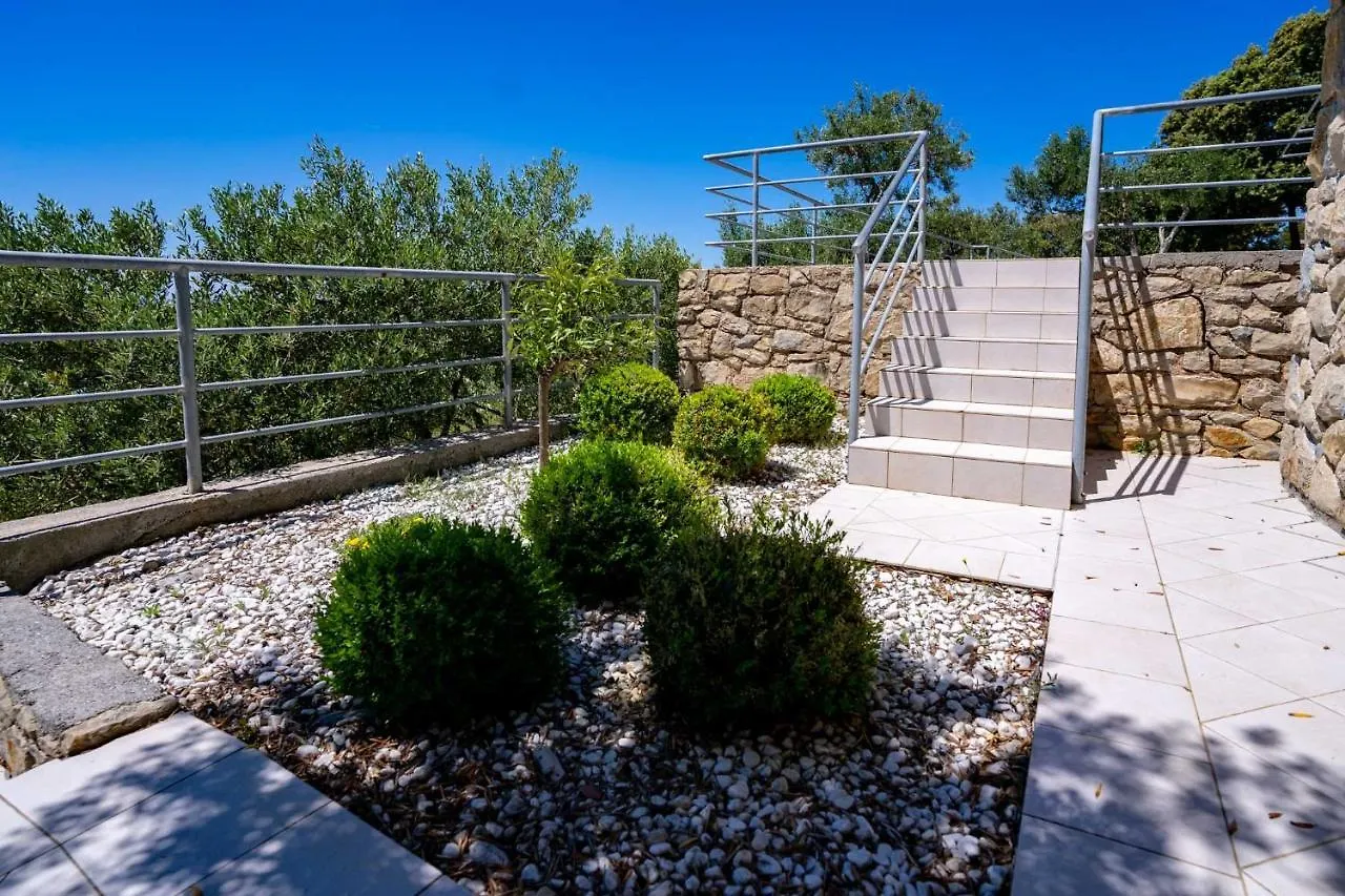 Ocean Rab Apartment Palit
