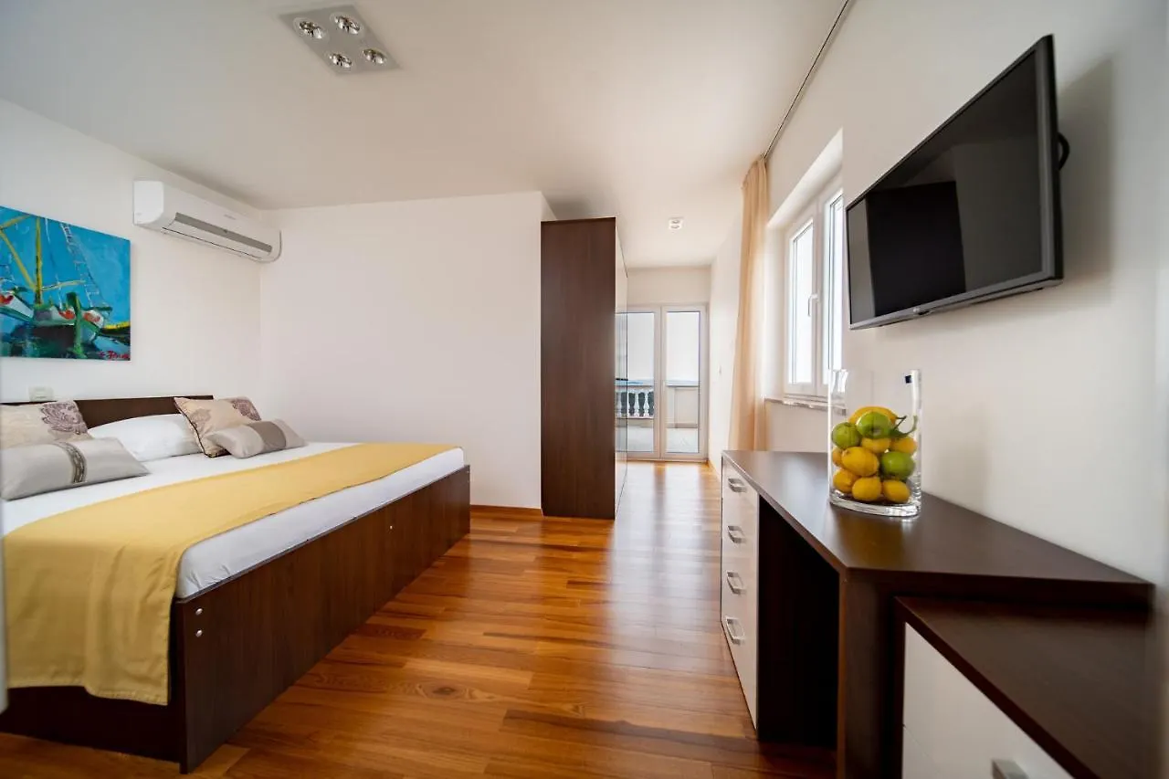 Ocean Rab Apartment Palit
