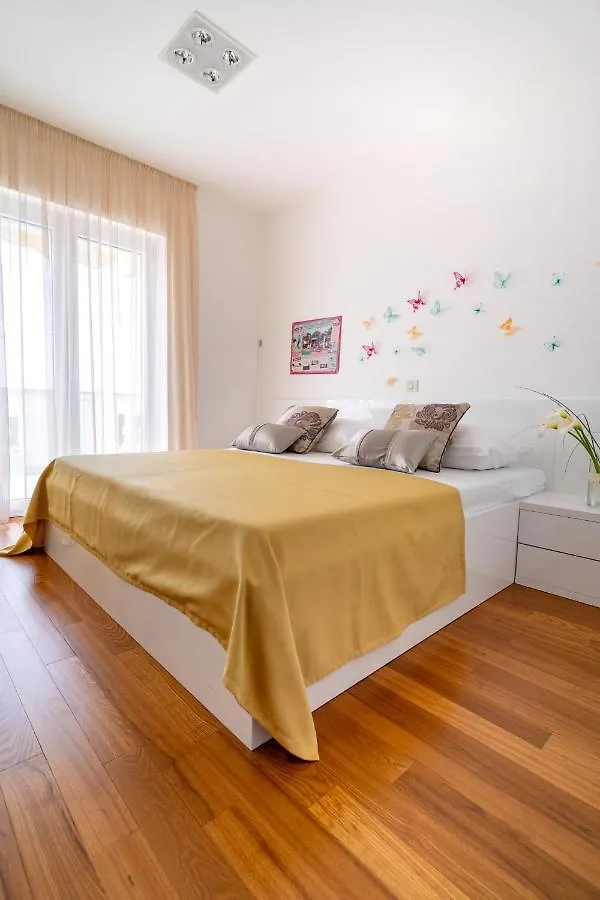 Ocean Rab Apartment Palit