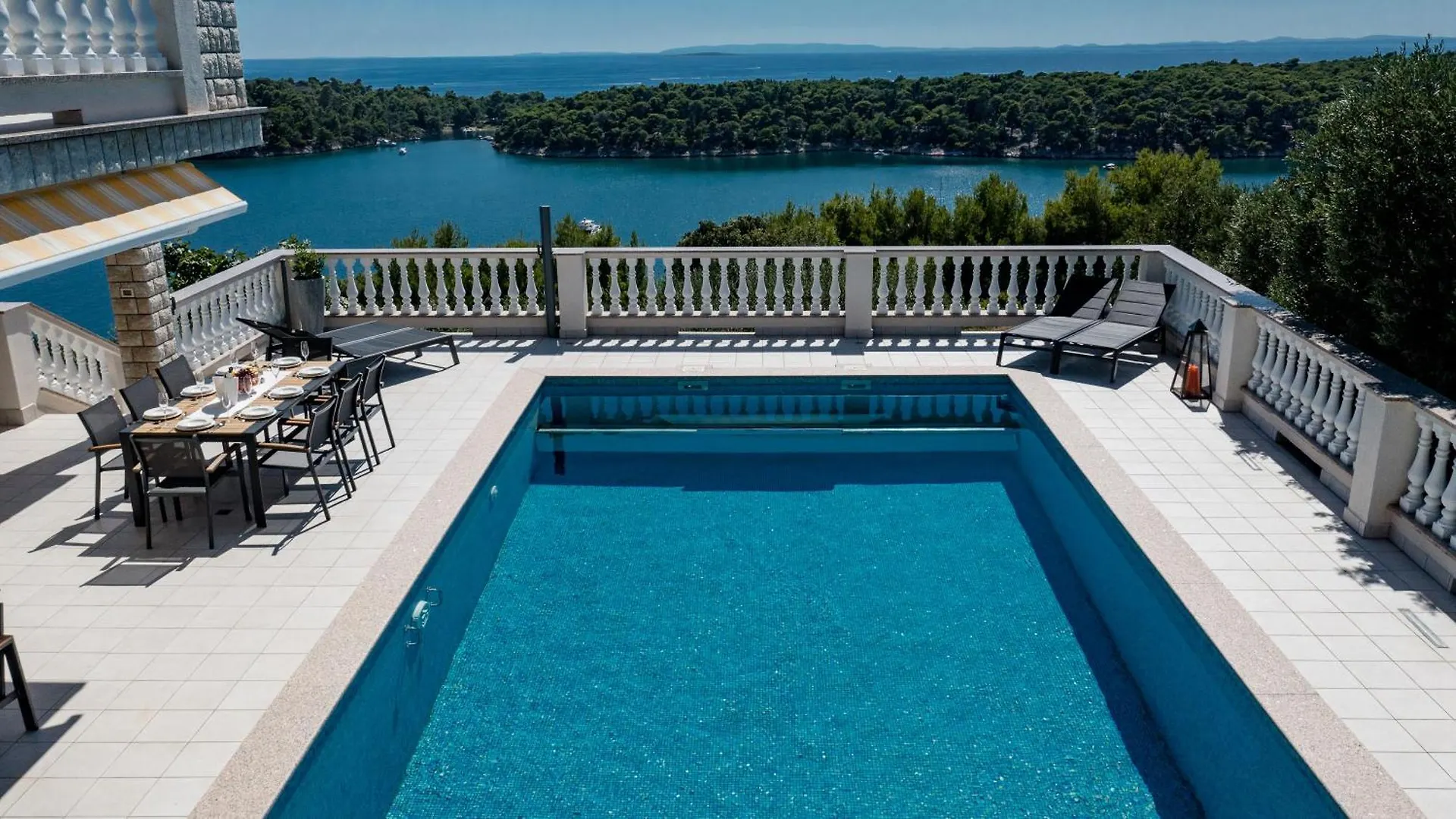 Ocean Rab Apartment Palit