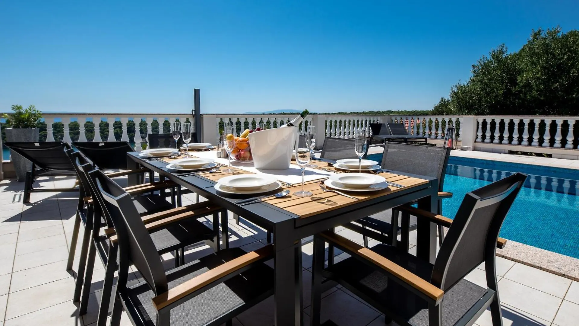 Ocean Rab Apartment Palit