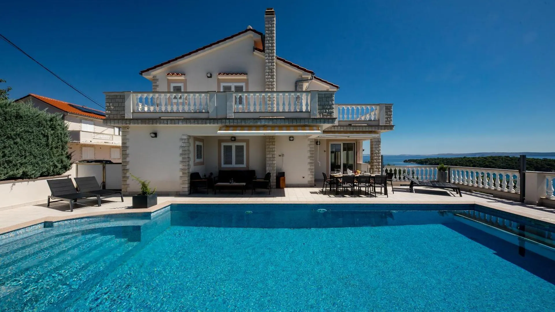 Ocean Rab Apartment Palit