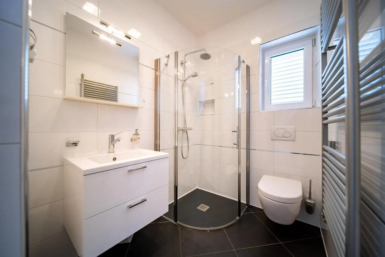 Ocean Rab Apartment Palit
